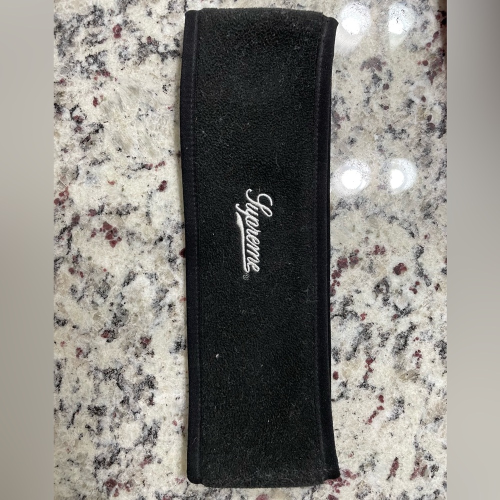 Supreme headband